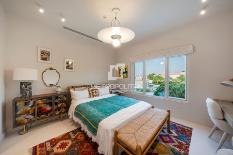 Villa de 5 dormitorios en Fire, UAE No. 129289 12