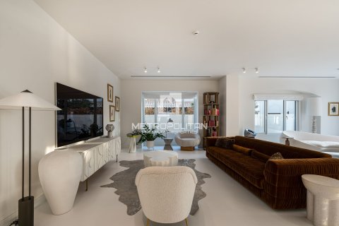 Villa de 5 dormitorios en Fire, UAE No. 129289 4