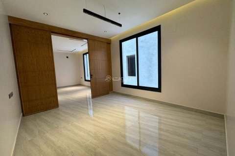 4 bedrooms Apartment in Riyadh, Saudi Arabia No. 60565 7