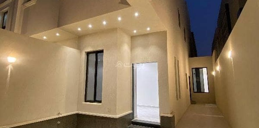 4 bedrooms Apartment in Riyadh, Saudi Arabia No. 60568