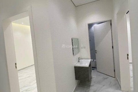 4 bedrooms Apartment in Riyadh, Saudi Arabia No. 60568 6