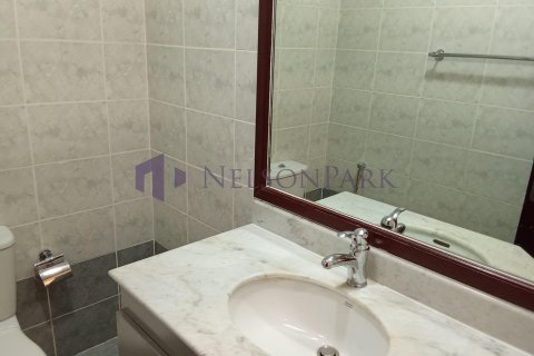 Villa de 4 dormitorios en Doha, Qatar No. 60997 6