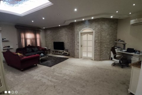 7 bedrooms Villa in Al Ansab, Oman No. 99340 8
