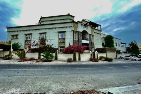 7 bedrooms Villa in Al Ansab, Oman No. 99340