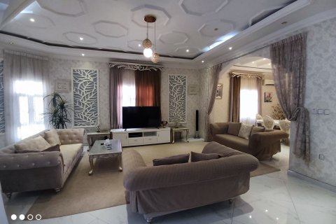 7 bedrooms Villa in Al Ansab, Oman No. 99340 9