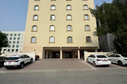3 bedrooms Apartment in Bawshar, Oman No. 99338