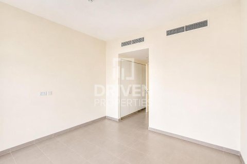 Apartment de 2 dormitorios en EMAAR South, UAE No. 193121 6