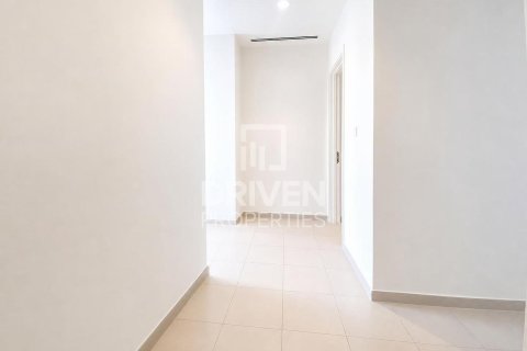 Apartment de 2 dormitorios en EMAAR South, UAE No. 193121 7