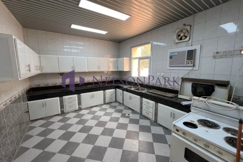 Villa de 5 dormitorios en Doha, Qatar No. 58515 14