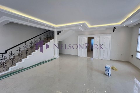Villa de 5 dormitorios en Doha, Qatar No. 58515 21