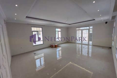 Villa de 5 dormitorios en Doha, Qatar No. 58515 4