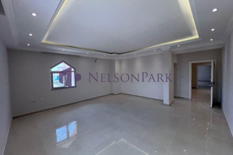 Villa de 5 dormitorios en Doha, Qatar No. 58515 12