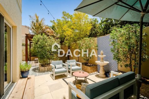 3 bedrooms Villa in Meadows, UAE No. 210330