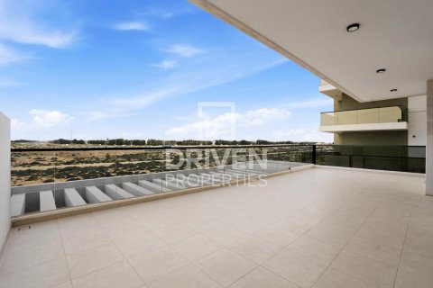 Apartment de 3 dormitorios en Liwan, UAE No. 193717 4