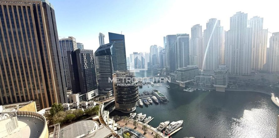 Hôtels-appartement de 50m² à Dubai Marina, UAE No. 128493