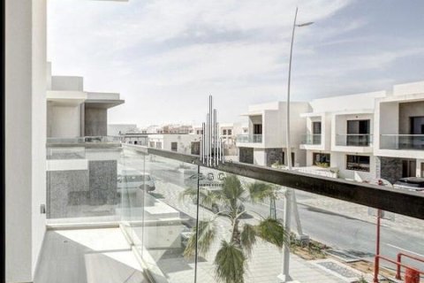3 bedrooms Villa on the Yas Acres, UAE No. 41426 3