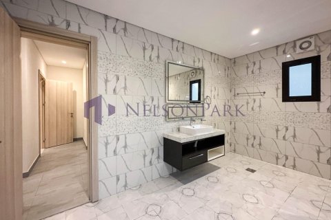 Villa de 5 dormitorios en Al Khor, Qatar No. 57821 12