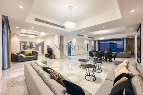 Villa de 5 dormitorios en Al Khor, Qatar No. 57821 3