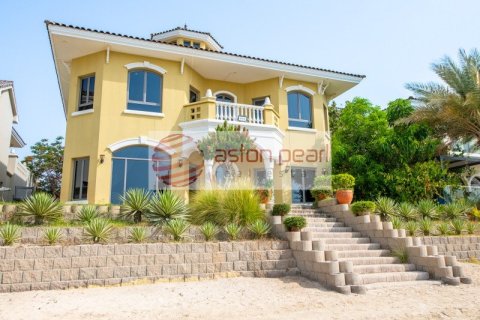 5 bedrooms Villa in Garden Homes Frond K, UAE No. 8658