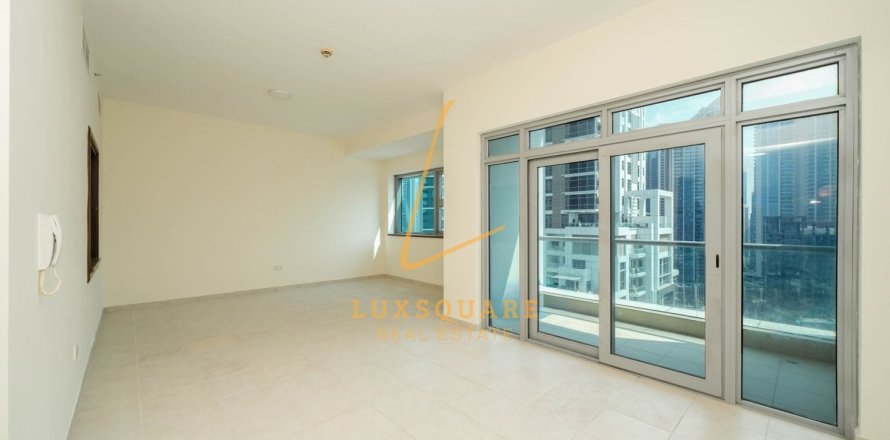 Apartment de 3 dormitorios en Business Bay, UAE No. 166381