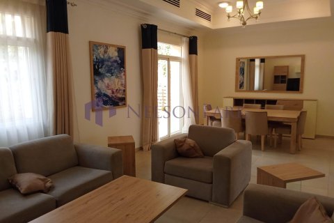 4 غرف نوم فيلا في الدوحة, Qatar رقم 57663 3