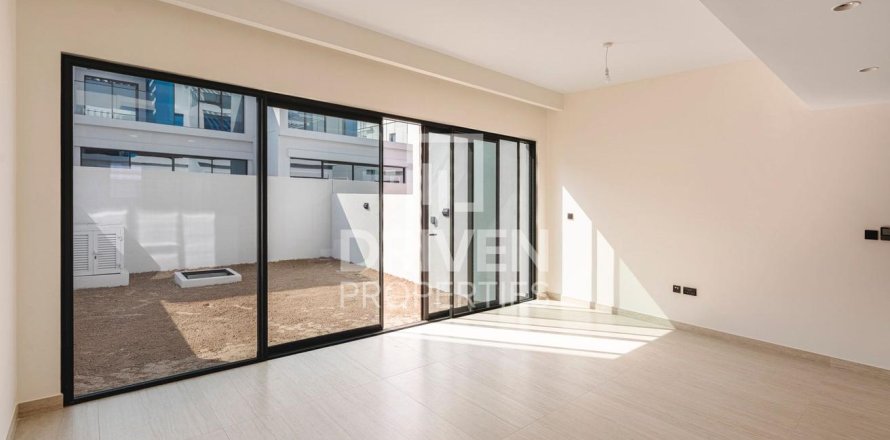 3 bedrooms Townhouse in Damac Lagoons, UAE No. 201257