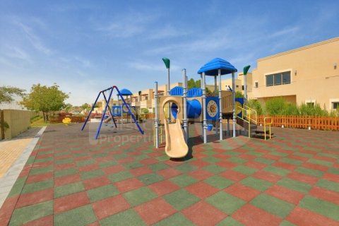 Таунхаус с 3 спальнями в Al Raha Gardens, ОАЭ №13292 4