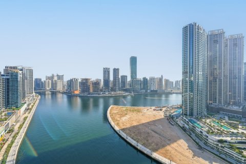 2 bedrooms Apartment in Dubai, UAE No. 187036