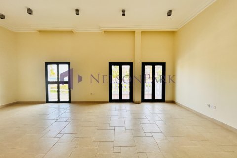 Apartment de 3 dormitorios en Doha, Qatar No. 58307 5