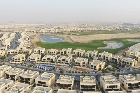 QUEENS MEADOW in Dubai, UAE No. 69615