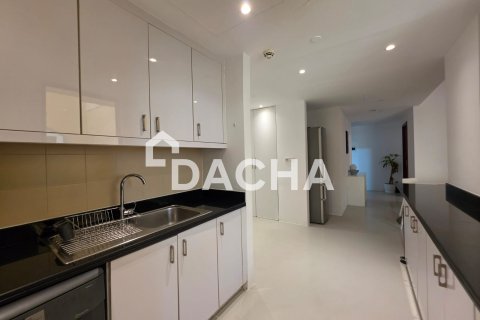 Apartment de 2 dormitorios en Bahar, UAE No. 164699 11
