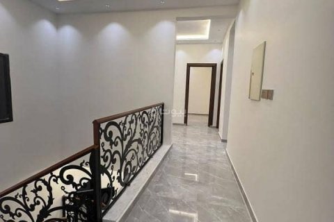 Вилла с 4 спальнями в Эр-Рияд, Саудовская Аравия №99588 7