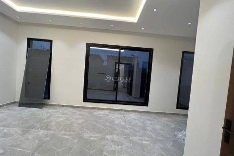 Вилла с 4 спальнями в Эр-Рияд, Саудовская Аравия №99588 5