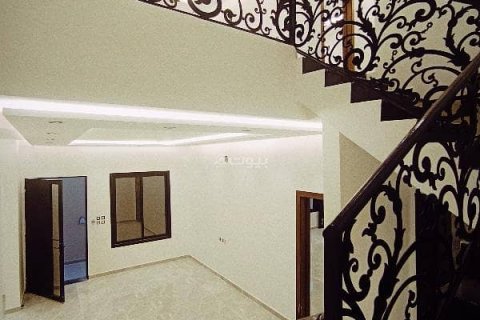 Villa de 5 chambres à Riyadh, Saudi Arabia No. 99584 5