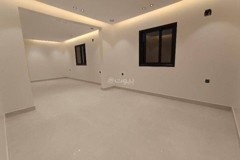 Квартира с 4 спальнями в Эр-Рияд, Саудовская Аравия №99586 9