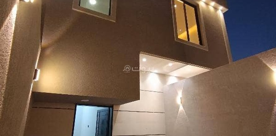 Квартира с 4 спальнями в Эр-Рияд, Саудовская Аравия №99586