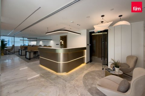 483.9m² Office in Dubai, UAE No. 186313 4