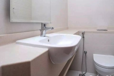 Apartment de 2 dormitorios en Al Jaddaf, UAE No. 95370