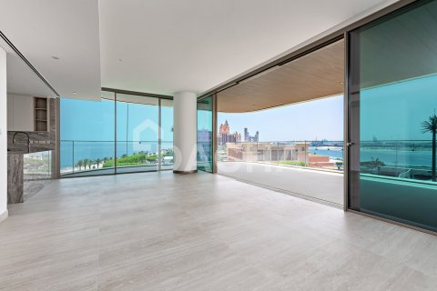 2 bedrooms Apartment in Palm Jumeirah, UAE No. 203698