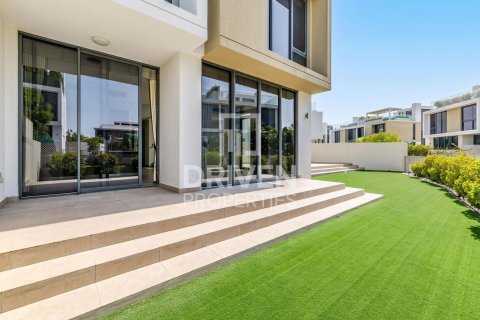 3 bedrooms Villa in Golf Grove, UAE No. 191545