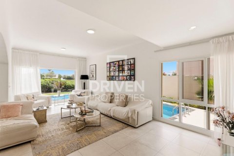 5 غرفة نوم فيلا في Meadows, الإمارات العربية المتحدة رقم 191548 10