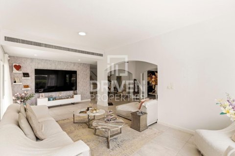 5 غرفة نوم فيلا في Meadows, الإمارات العربية المتحدة رقم 191548 6