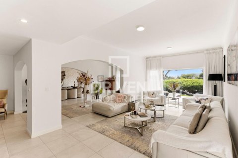 5 غرفة نوم فيلا في Meadows, الإمارات العربية المتحدة رقم 191548 4