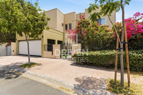 5 غرفة نوم فيلا في Meadows, الإمارات العربية المتحدة رقم 191548 30