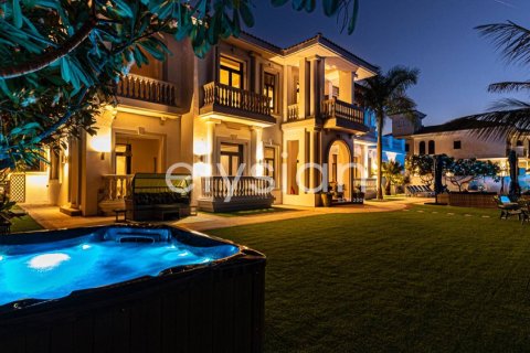 6 bedrooms Villa in Signature Villas, UAE No. 64735