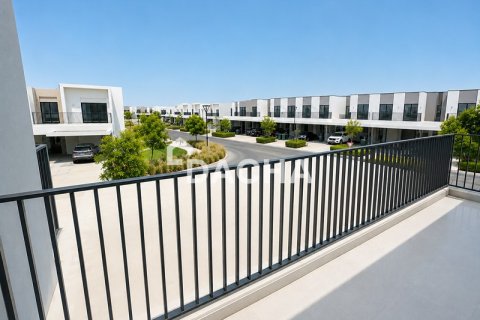 Townhouse de 4 dormitorios en EMAAR South, UAE No. 198485 14