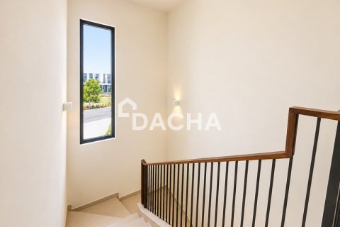 Townhouse de 4 dormitorios en EMAAR South, UAE No. 198485 12