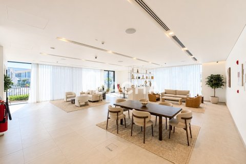 Townhouse de 4 dormitorios en EMAAR South, UAE No. 198485 3