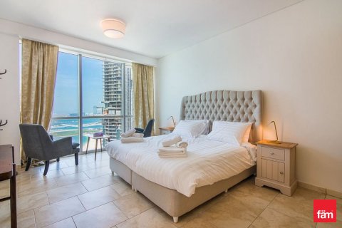 3 bedrooms Apartment in Dubai, UAE No. 167242