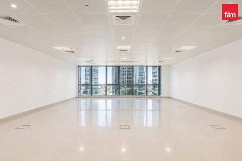 105.2m² Office in Dubai, UAE No. 187540 3